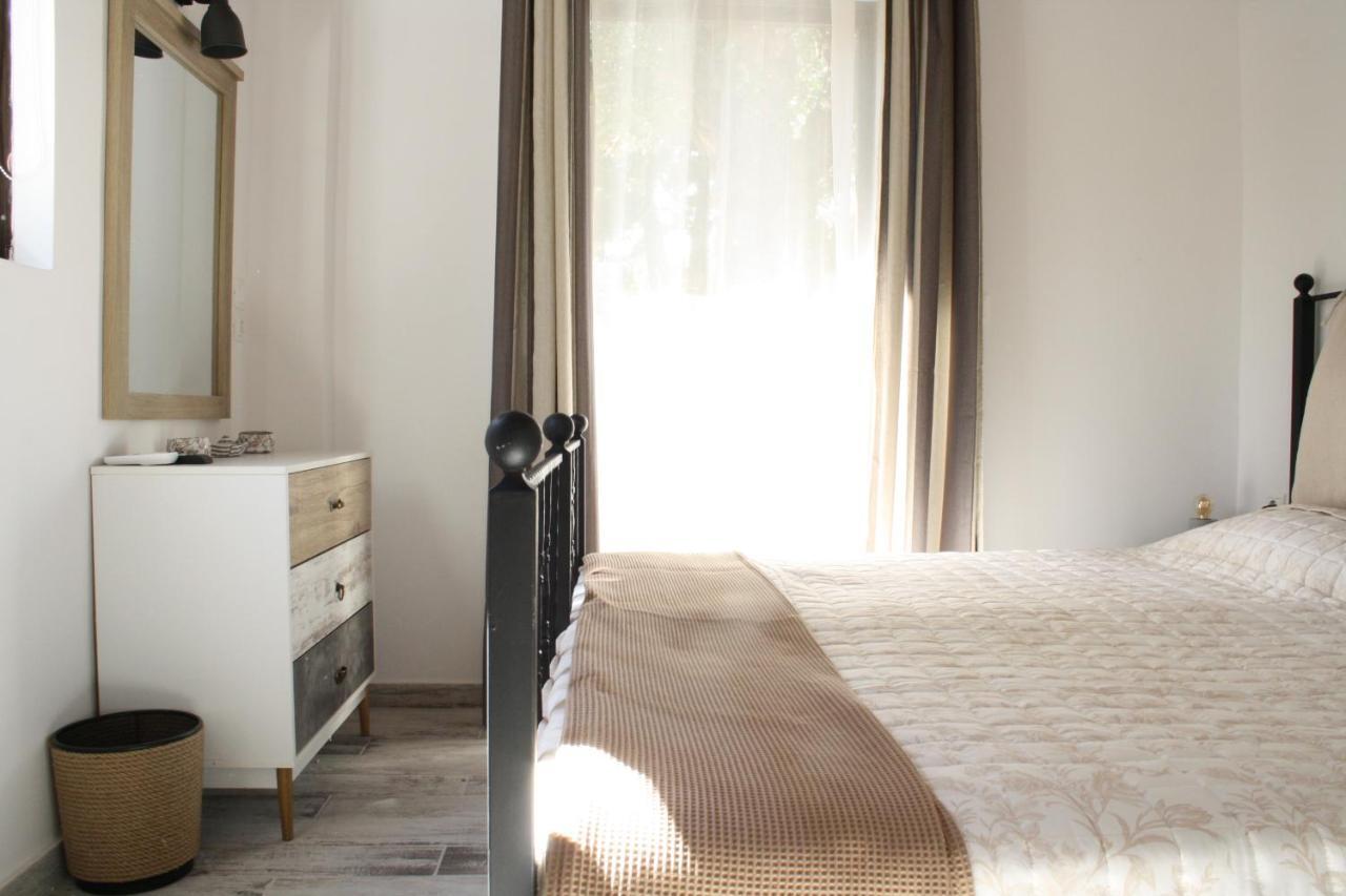 Joyas Cosy Apartment ตรากากิ ภายนอก รูปภาพ